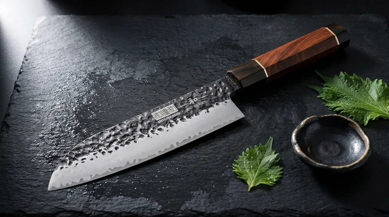 Cuchillo santoku japonés HOSHANHO de acero VG-10 con mango octogonal de palo de rosa